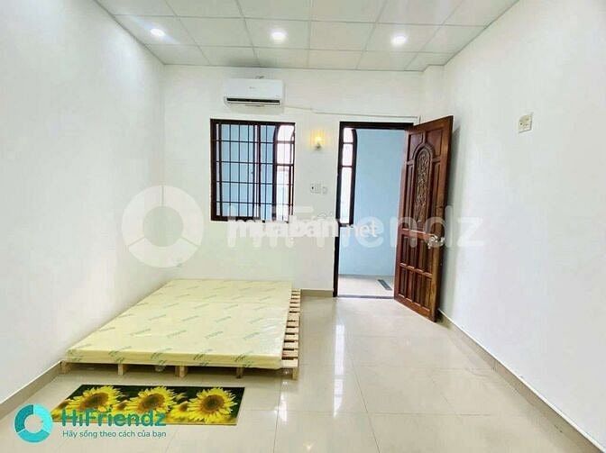 Ngay cầu Nguyễn Tri Phương- Phòng tiện nghi - Thoáng sạch