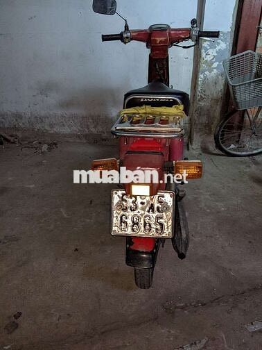 Honda DM 70 đỏ