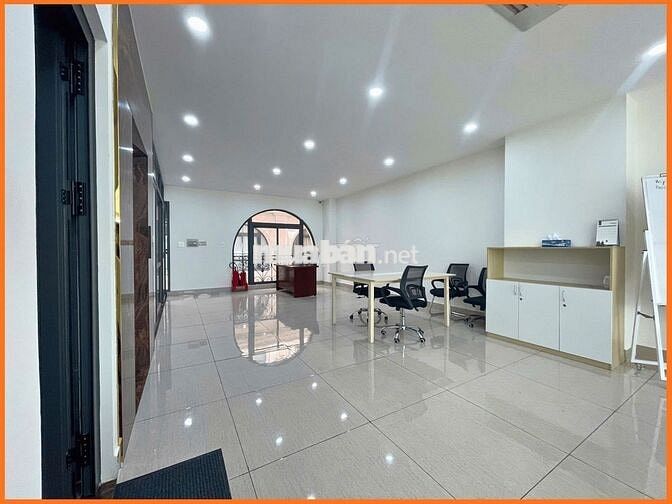 Văn Phòng 70m2 Full Nội Thất Có VAT Giá Chỉ 14Tr - Vạn Phúc City