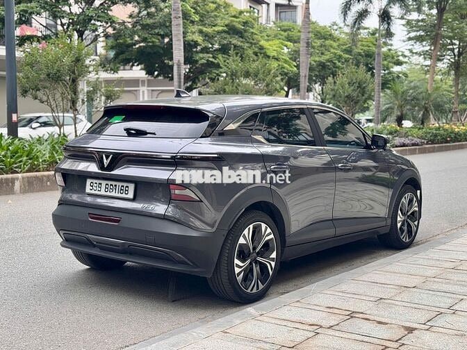 VinFast VF6 Plus 2024