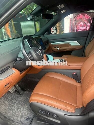 VinFast VF9 Plus 2024 -  Sạc Miễn Phí