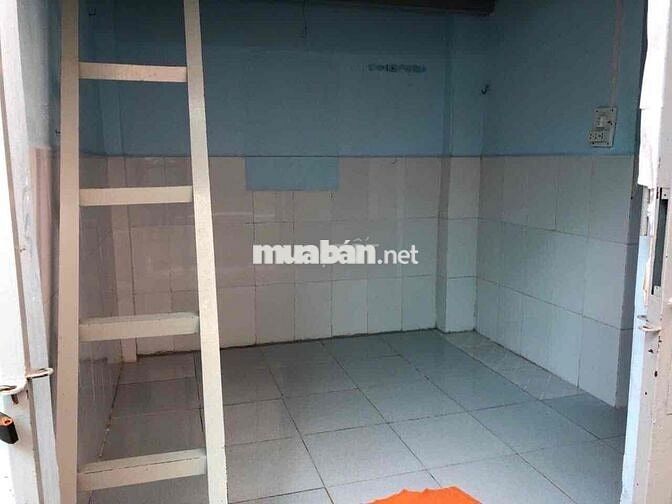 Cho thuê phòng trọ hẻm Nhà Giản, gần chợ Phú Xuân
