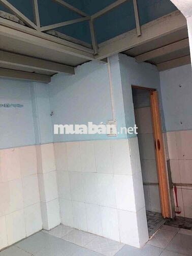 Cho thuê phòng trọ hẻm Nhà Giản, gần chợ Phú Xuân