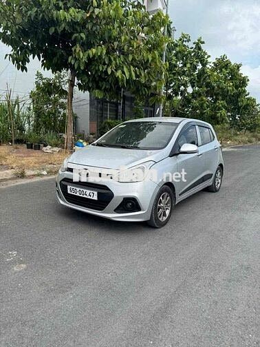 Hyundai i10 2014 Bạc 5 chỗ ban đu