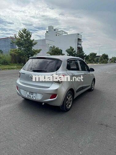 Hyundai i10 2014 Bạc 5 chỗ ban đu