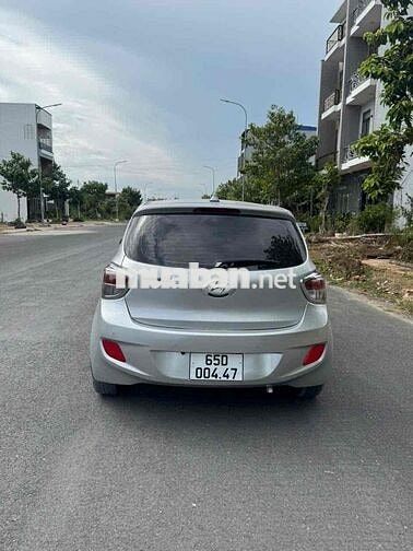 Hyundai i10 2014 Bạc 5 chỗ ban đu