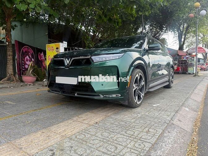 VinFast VF9 Plus 2024 -  Sạc Miễn Phí