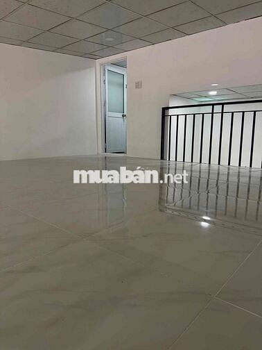 Bán nhà sau giáo xứ Bạch đằng và Trường lái xe