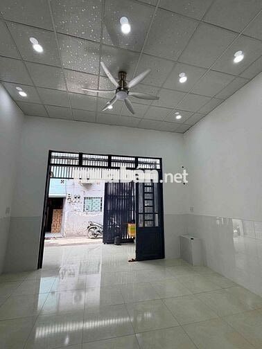Bán nhà sau giáo xứ Bạch đằng và Trường lái xe