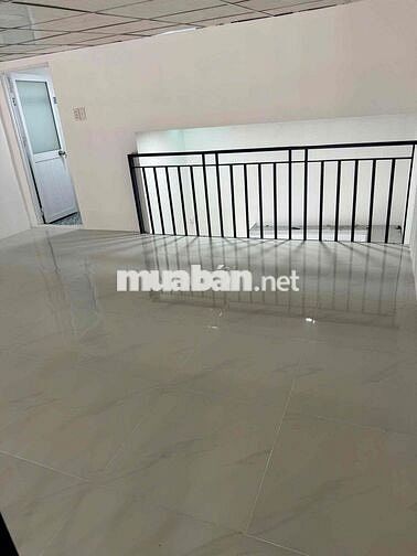 Bán nhà sau giáo xứ Bạch đằng và Trường lái xe