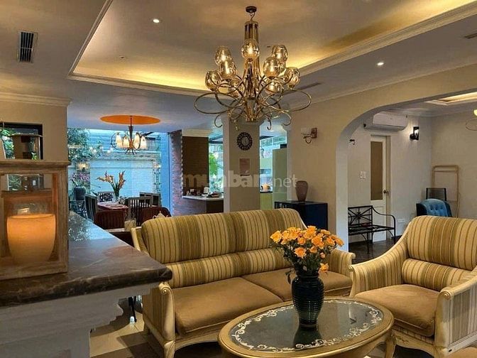 BÁN BIỆT THỰ VIP KĐT CIPUTRA – TÂY HỒ – HÀ NỘI