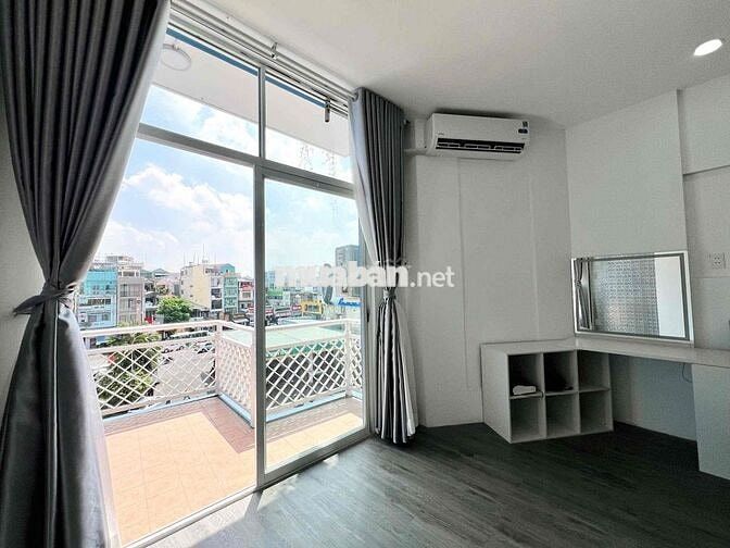 Căn Hộ Bancol Luxury Thang Máy Rộng 50m2 Ngay Vòng Xoay Lý Thái Tổ Q10