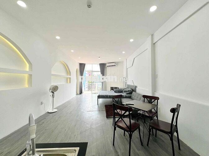 Căn Hộ Bancol Luxury Thang Máy Rộng 50m2 Ngay Vòng Xoay Lý Thái Tổ Q10