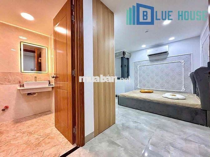 Căn hộ ban công full nội thật ngay góc CMT8 - Phạm Văn Hai - thang máy