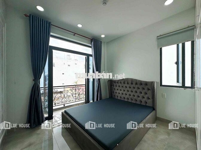 Căn hộ ban công full nội thật ngay góc CMT8 - Phạm Văn Hai - thang máy