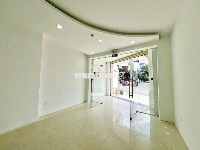 Cho Thuê MB 4x12.5m 50m2 Mặt Tiền Lê Hồng Phong Có Vỉa Hè KDTD