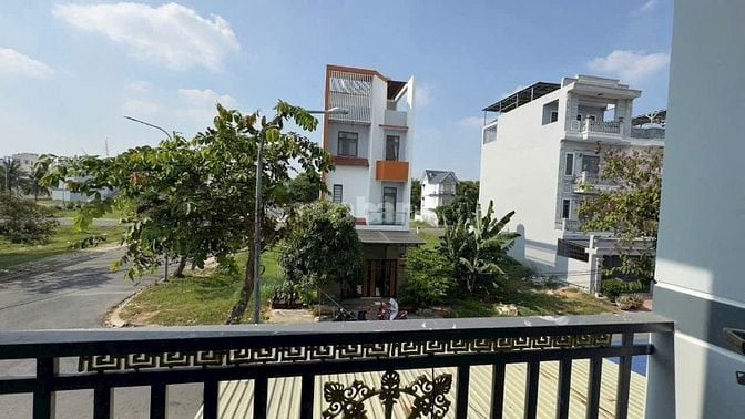 💥 CHỦ GỬI BÁN GẤP GIÁ 1 TỎI  NHÀ QUẬN 7 DT 120m2 ⚠️⚠️⚠️