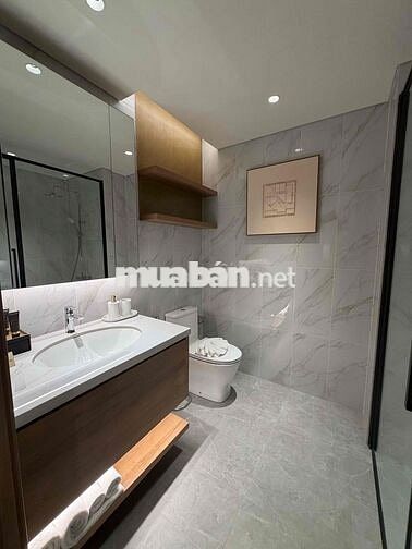 SUẤT NGOẠI GIAO CĂN 2PN2WC 68m2 view hồ bơi giá bán 3,8 tỷ ký HĐMB CĐT