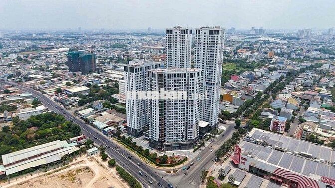 SUẤT NGOẠI GIAO CĂN 2PN2WC 68m2 view hồ bơi giá bán 3,8 tỷ ký HĐMB CĐT
