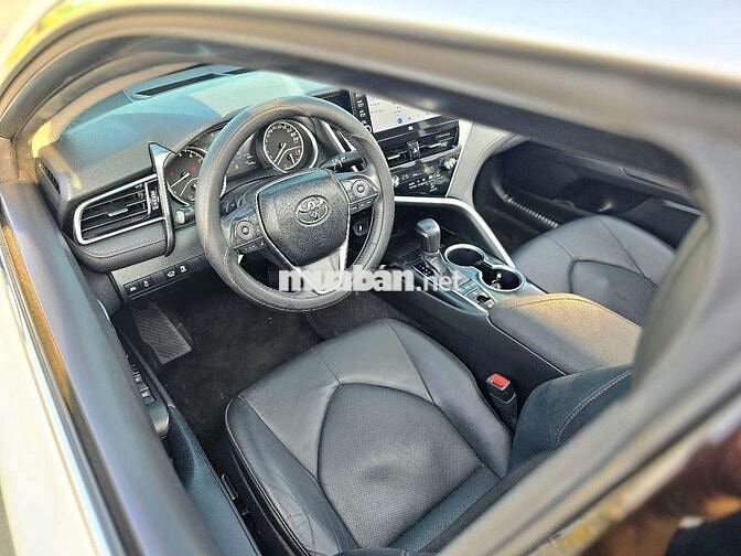 CAMRY 2.0Q 2022