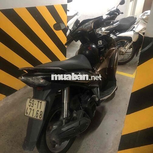 Honda Air Blade Nâu đen 2013