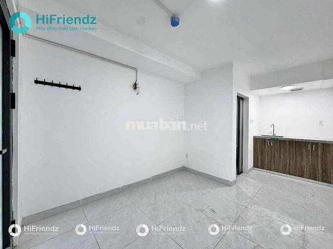 STUDIO BAN CÔNG ĐỐI DIỆN VẠN PHÚC CITY