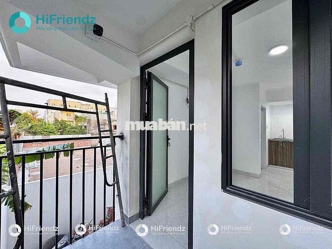 STUDIO BAN CÔNG ĐỐI DIỆN VẠN PHÚC CITY