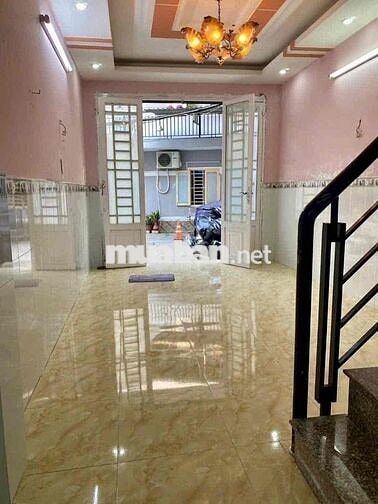 Nhà tại Lê Văn Lương. Cầu Long Kiển- Mới sửa, Nhận nhà ngay