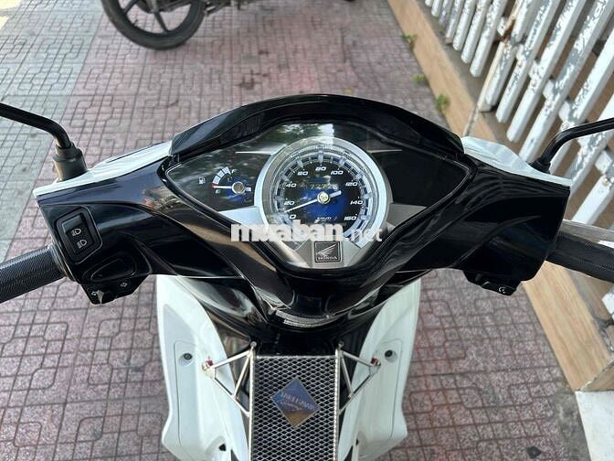 Honda Future Led 125fi chính chủ sạch đẹp zin êm