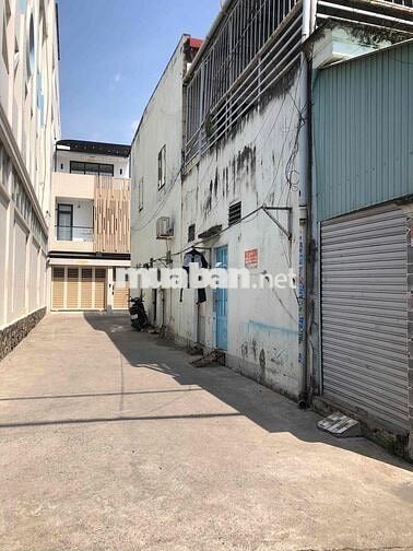BÁN GẤP TRONG THÁNG NHÀ HXH ĐƯỜNG 18 LINH TRUNG