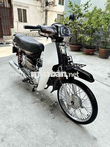 Honda Dream Đen, Trắng, Đỏ