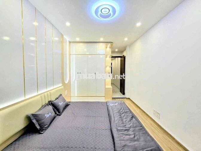 Siêu Gấp Phố Quan Nhân, nhà đẹp ở luôn, cách 20m oto tránh, tiện ích b