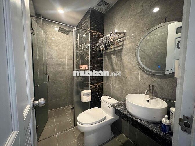 CHO THUÊ CĂN HỘ MINI FULL NỘI THẤT CÓ THANG MÁY NGAY GẦN QUẬN 6