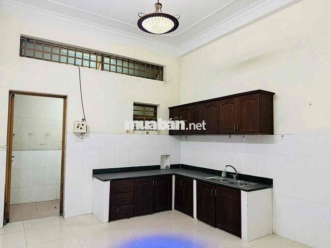 CHO THUÊ NHÀ MẶT TIỀN -5 PHÒNG MỖI PHÒNG ĐỀU CÓ TOLET RIÊNG-QUẬN 6
