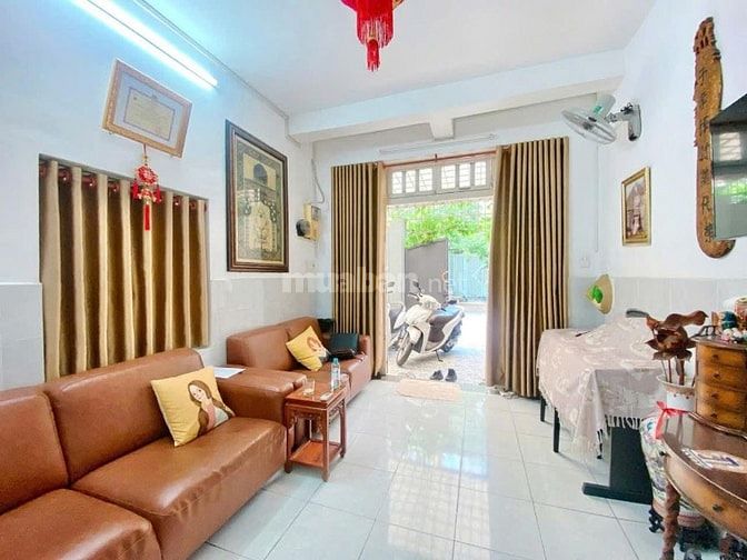 Đường 10m Hoàng Hoa Thám, 65m2( 4.5 x 15 ) 3 Tầng chỉ hơn 8 tỷ
