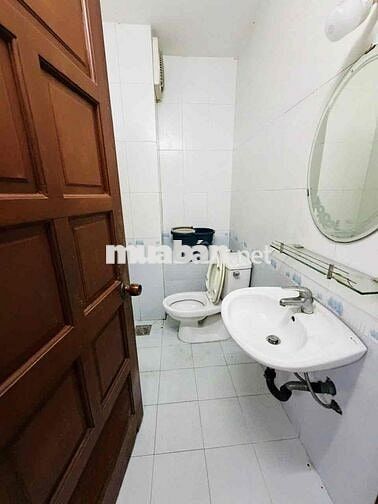 CHO THUÊ NHÀ MẶT TIỀN -5 PHÒNG MỖI PHÒNG ĐỀU CÓ TOLET RIÊNG-QUẬN 6