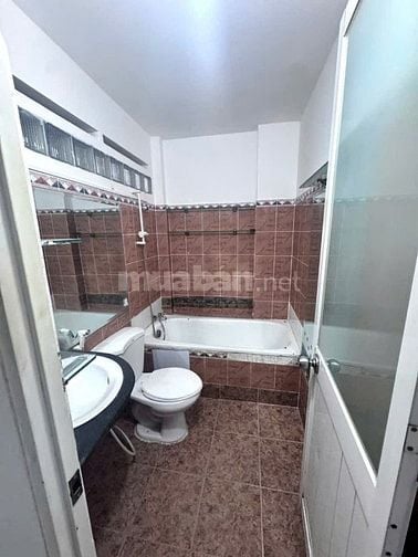 CHO THUÊ NHÀ MT 5M HUYỀN QUANG, P.TÂN ĐỊNH, Q.1 22TR