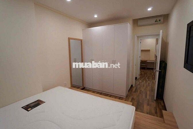 Cho thuê căn hộ 2PN 1WC. chung cư The Botanica. Gần công viên Gia Đinh
