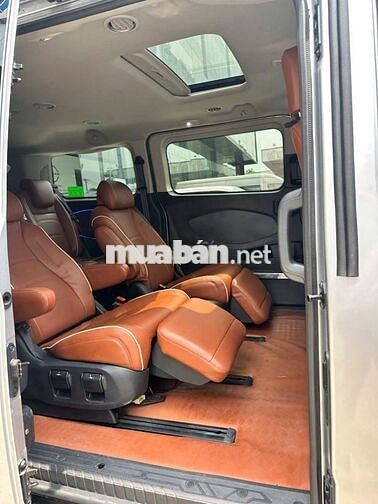 Ford Tourneo Titanium 2019 Bạc