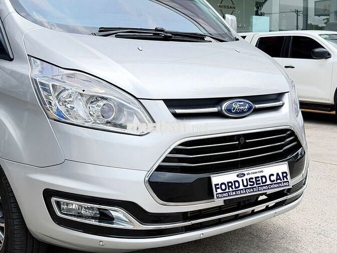 Ford Tourneo Titanium 2019 Bạc