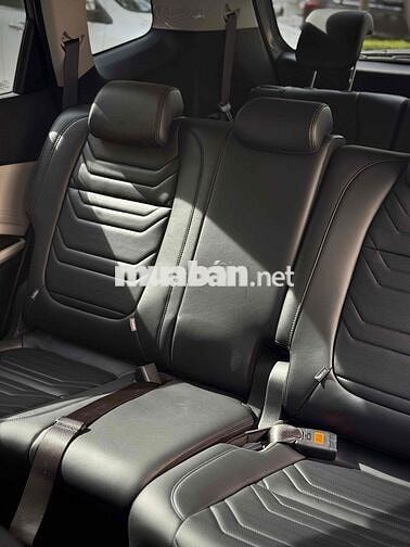 Kia Carens New Generation 1.5G Deluxe