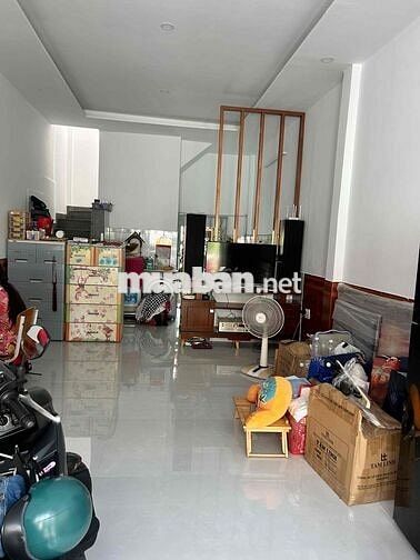nhà thuê 4*10 đúc 1 lầu hxhoi thông 2pn 2wc p8 cũ gò vấp