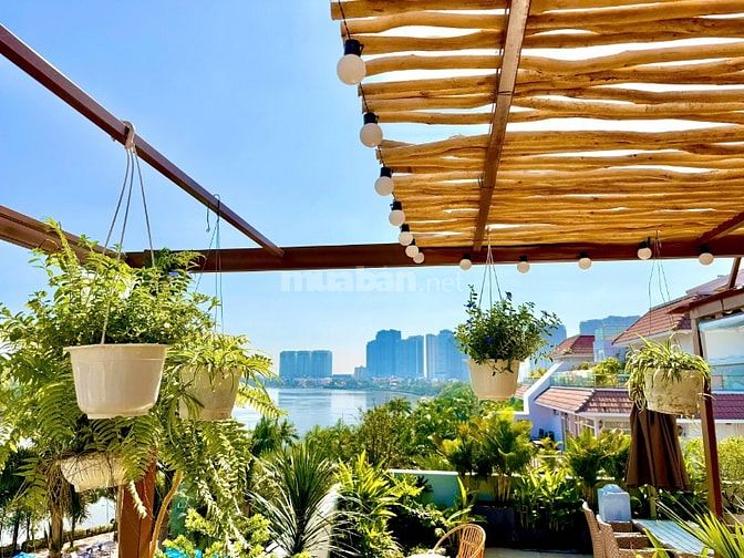 Bán căn hộ dịch vụ 244m2, 118 tỷ, đường số 1, Thảo Điền, Q2, view đẹp,