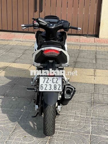 Honda Winner V3 2023 Trắng đen e đứng tên bao kí