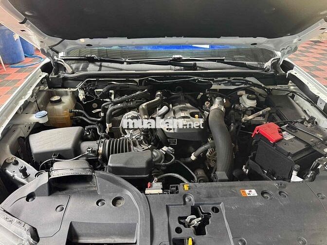 Ford Ranger XLS 4x2 STD Trắng 60.000km
