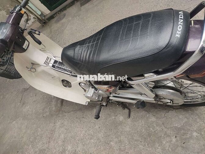 Honda Dream 2009 màu Nâu