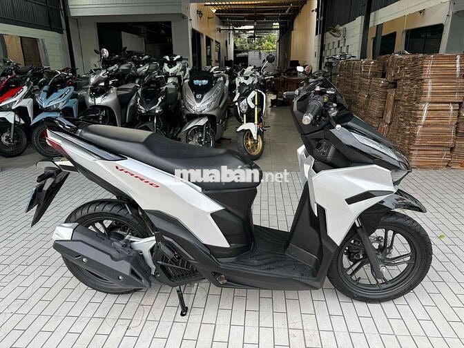 Honda Vario 125 2024 Bạc