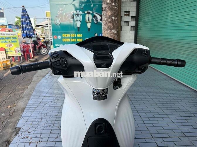 Honda SH 125 CBS 2023 Trắng