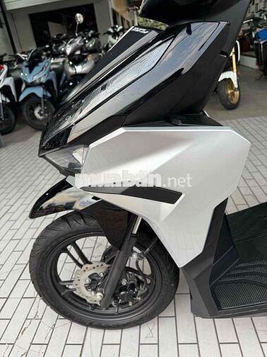 Honda Vario 125 2024 Bạc