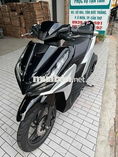 Honda Vario 125 2024 Bạc
